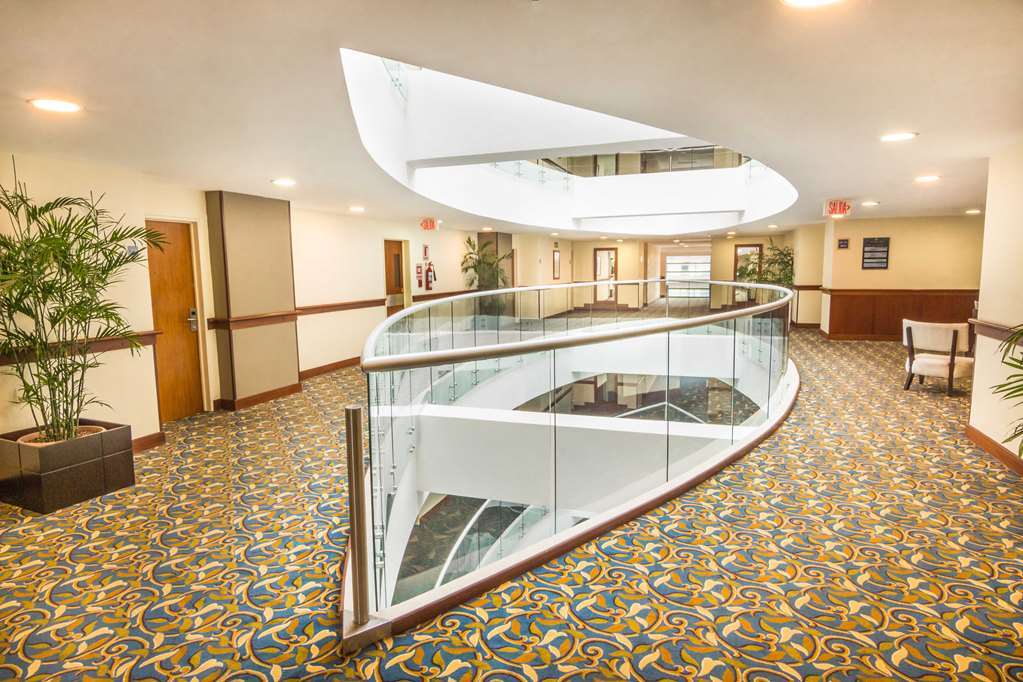Sonesta Es Suites Burlington Amenities photo